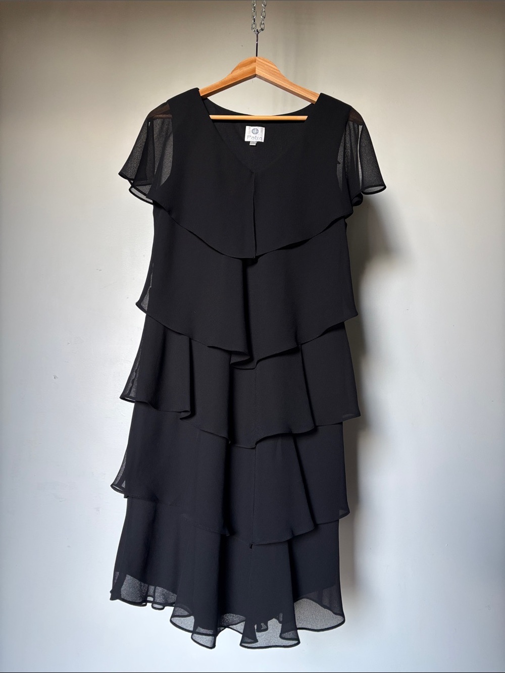 90’s Cocktail Midi Dress Black Tiered Chiffon Flutter Sleeves Size XL